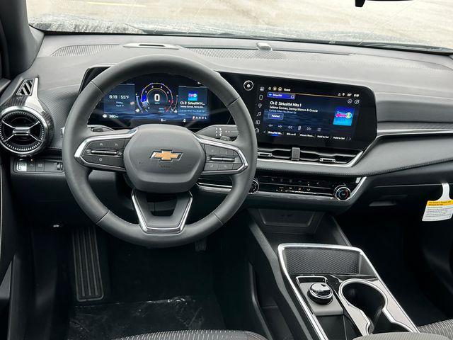 new 2026 Chevrolet Equinox car, priced at $28,671