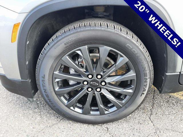 used 2023 Chevrolet Traverse car, priced at $35,238
