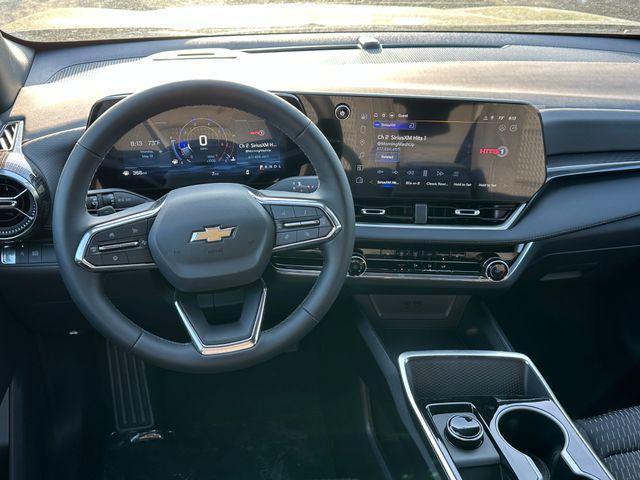 new 2026 Chevrolet Equinox car, priced at $28,671