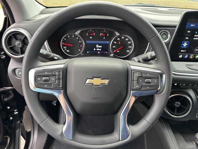new 2025 Chevrolet Blazer car, priced at $34,572