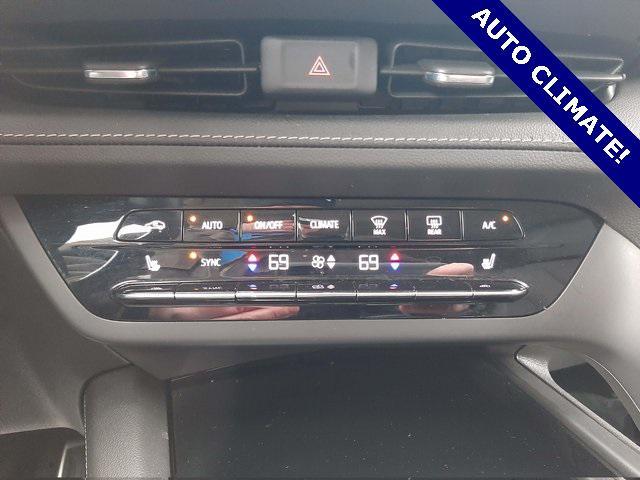 used 2023 Buick Envision car, priced at $25,413