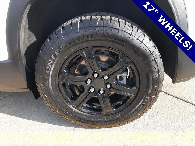 used 2023 GMC Acadia car, priced at $31,611