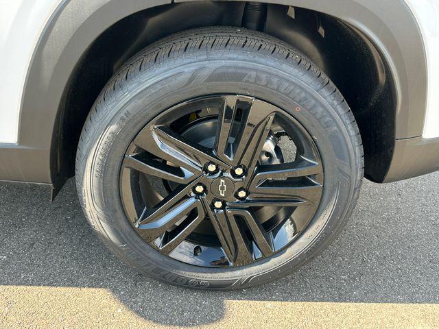 new 2026 Chevrolet Trax car, priced at $25,296