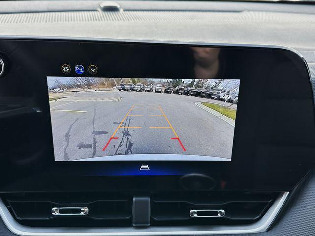 new 2026 Chevrolet Equinox car, priced at $28,671