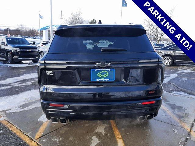 used 2024 Chevrolet Traverse car, priced at $48,598