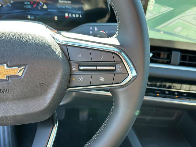 new 2026 Chevrolet Equinox car, priced at $30,503