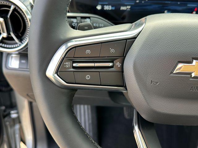 new 2026 Chevrolet Equinox car, priced at $31,328