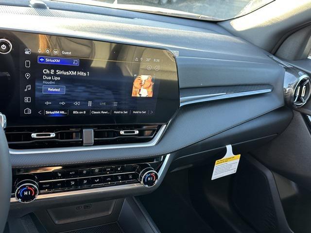 new 2026 Chevrolet Equinox car, priced at $31,016