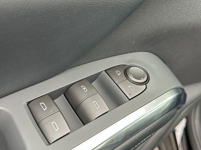 new 2026 Chevrolet Traverse car, priced at $41,493