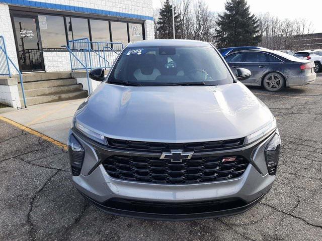 used 2024 Chevrolet Trax car, priced at $19,546