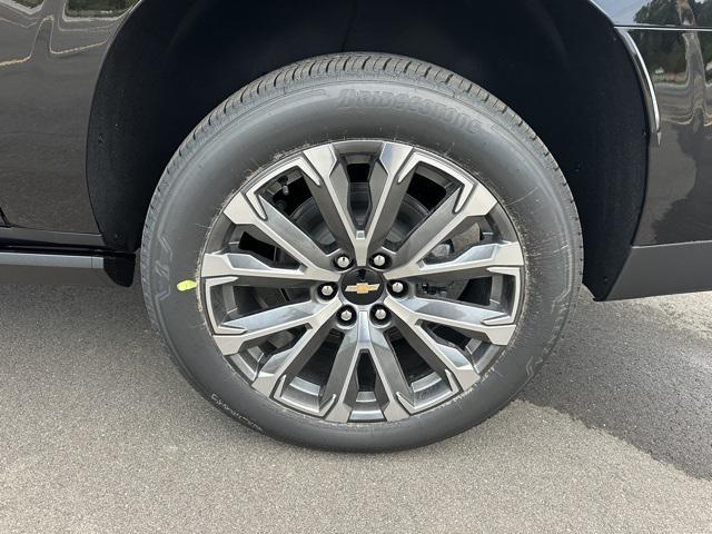 new 2025 Chevrolet Suburban car, priced at $79,557