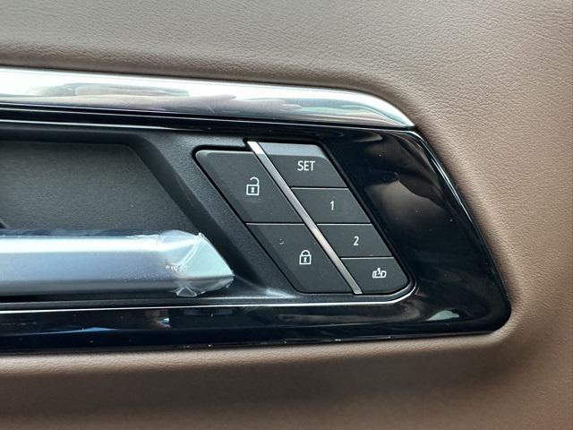 new 2025 Chevrolet Suburban car, priced at $79,557