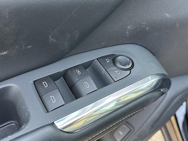 new 2026 Chevrolet Traverse car, priced at $42,297