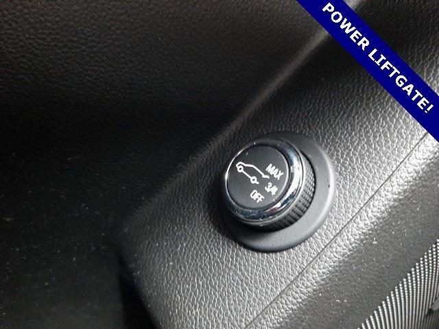 used 2023 Chevrolet Traverse car, priced at $30,347