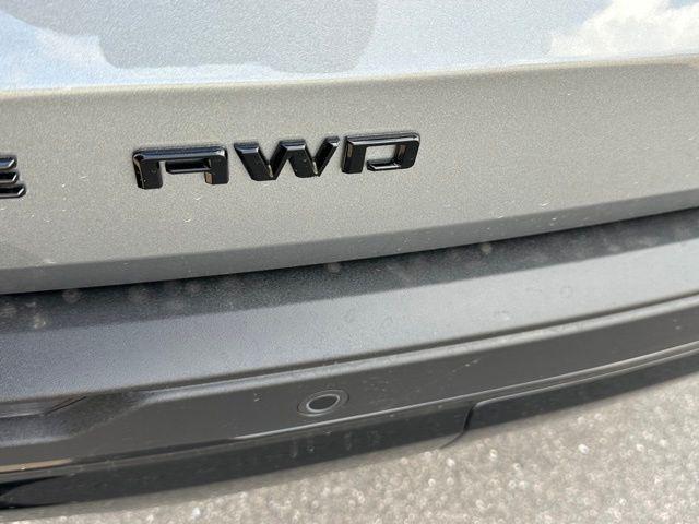 new 2026 Chevrolet Traverse car, priced at $44,931