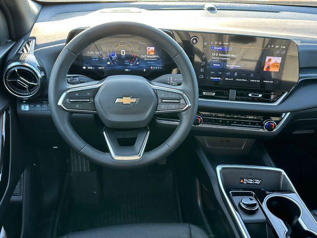 new 2026 Chevrolet Equinox car, priced at $33,010