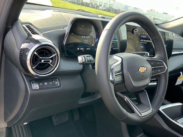 new 2026 Chevrolet Equinox car, priced at $30,503