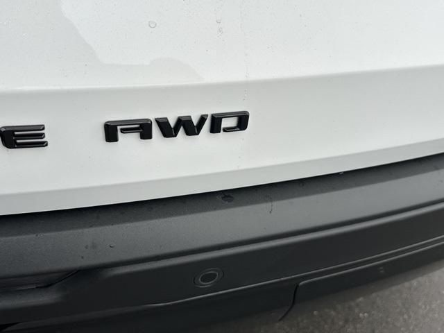 new 2026 Chevrolet Traverse car, priced at $43,683