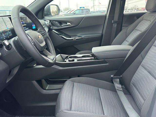 new 2026 Chevrolet Equinox car, priced at $28,671
