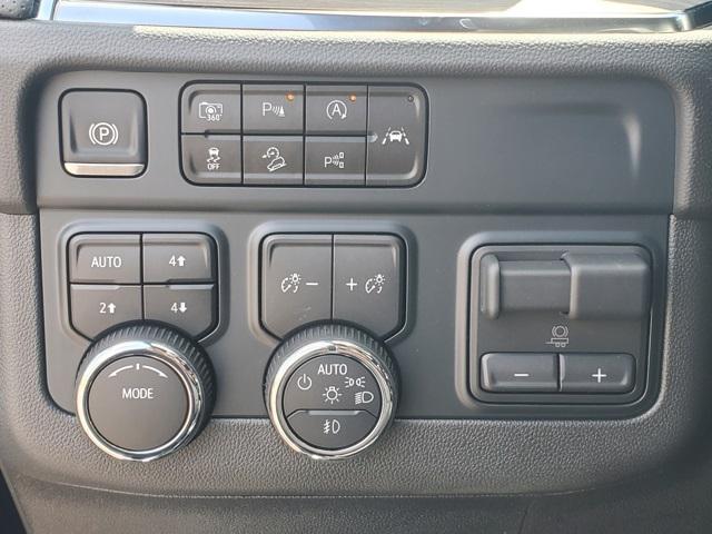 new 2025 Chevrolet Suburban car, priced at $73,443