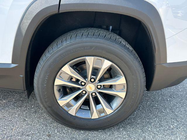 new 2026 Chevrolet Equinox car, priced at $28,671