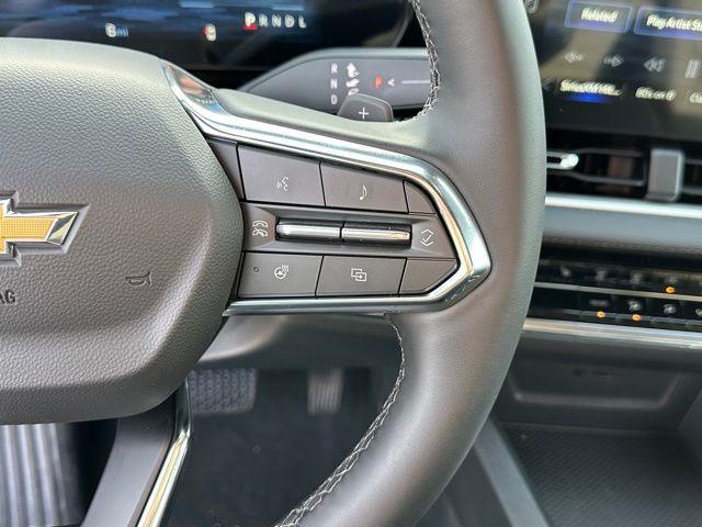 new 2026 Chevrolet Equinox car, priced at $30,503