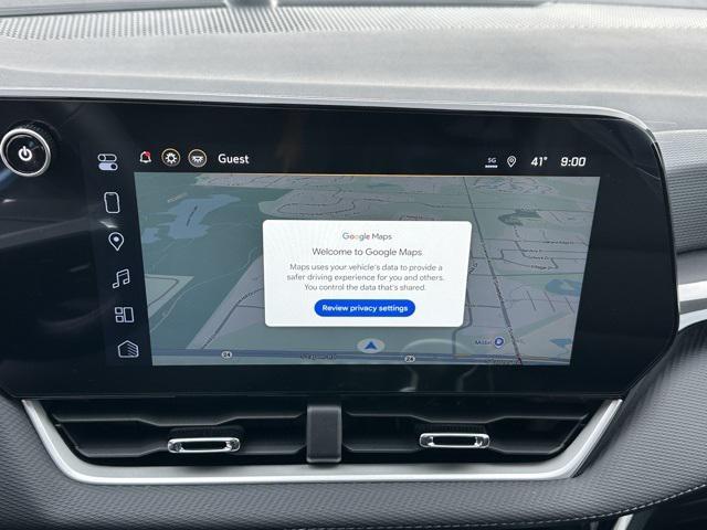 new 2026 Chevrolet Equinox car, priced at $30,103