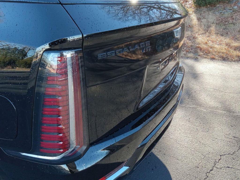 new 2025 Cadillac Escalade IQ car, priced at $134,540
