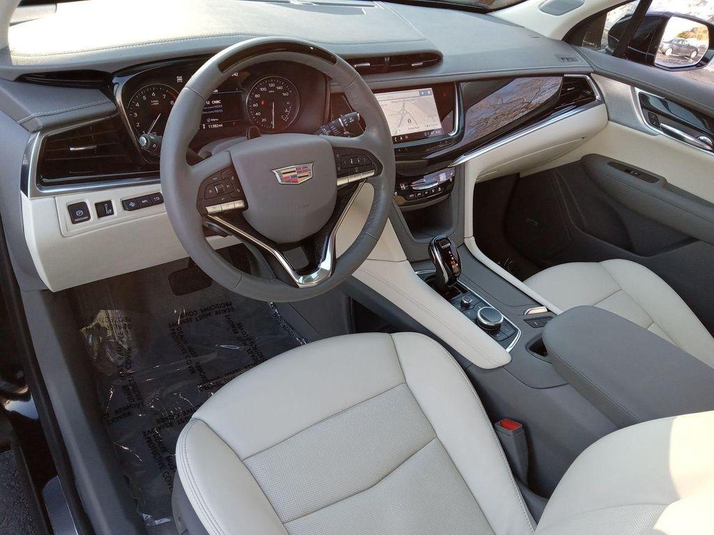 used 2023 Cadillac XT6 car, priced at $46,533