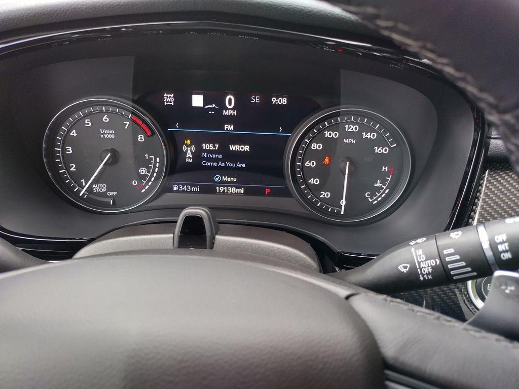 used 2025 Cadillac XT6 car, priced at $51,724