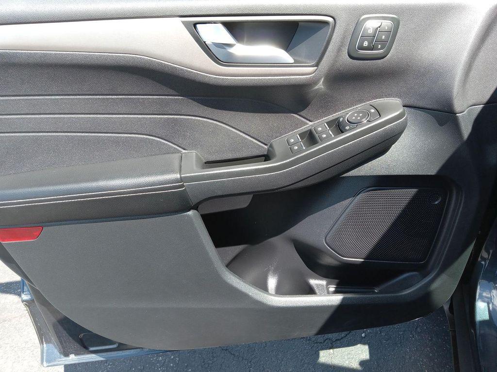 used 2022 Ford Escape car, priced at $23,512
