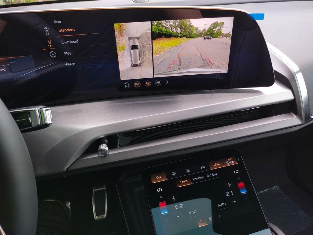 new 2026 Cadillac VISTIQ car, priced at $81,135