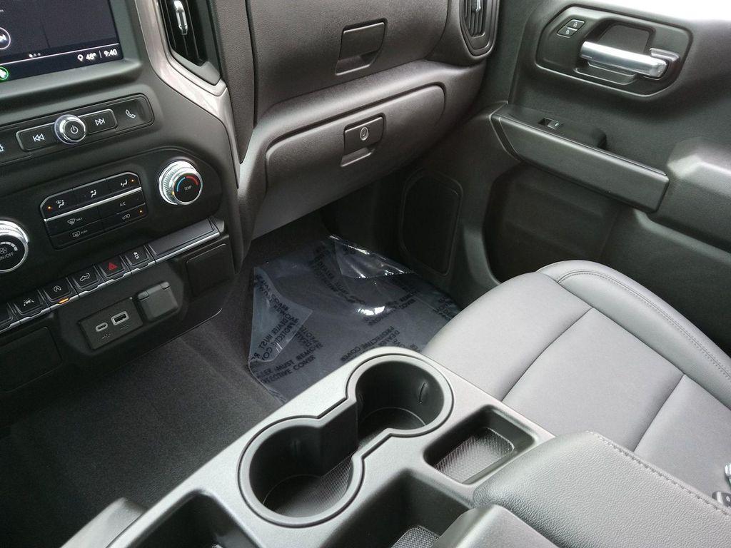 used 2025 GMC Sierra 1500 car, priced at $39,867