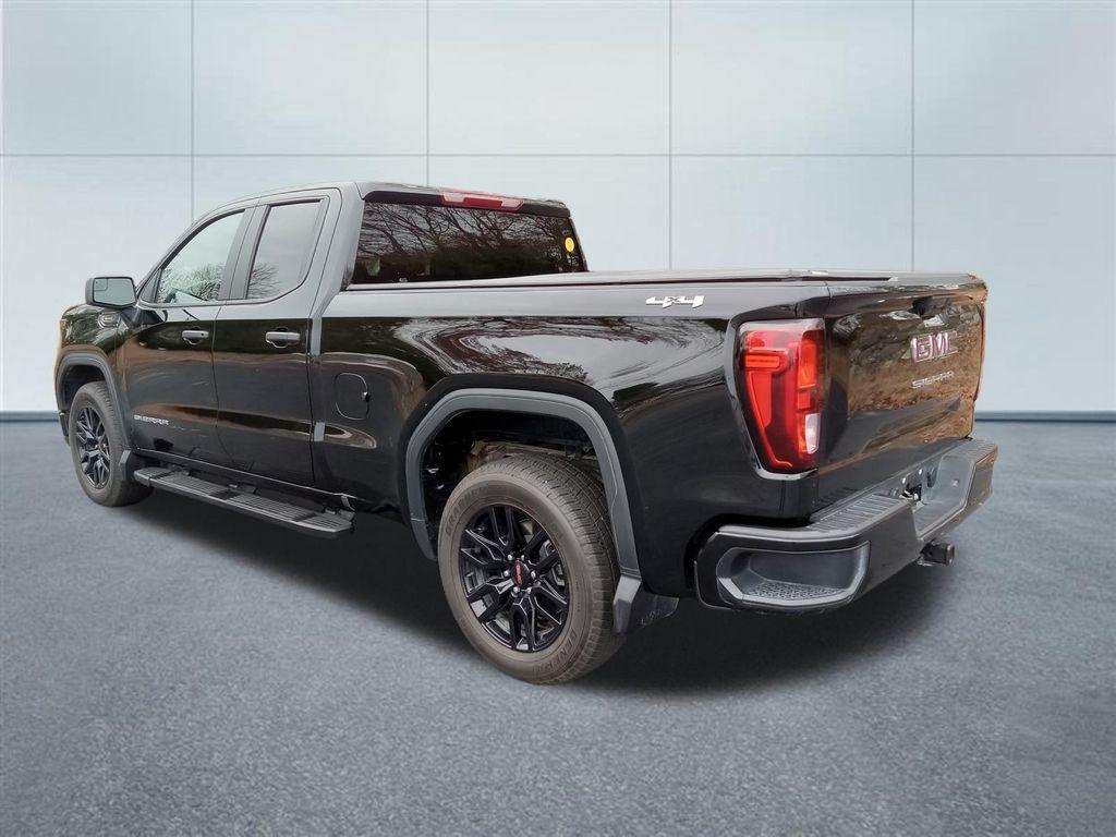 used 2025 GMC Sierra 1500 car, priced at $39,867