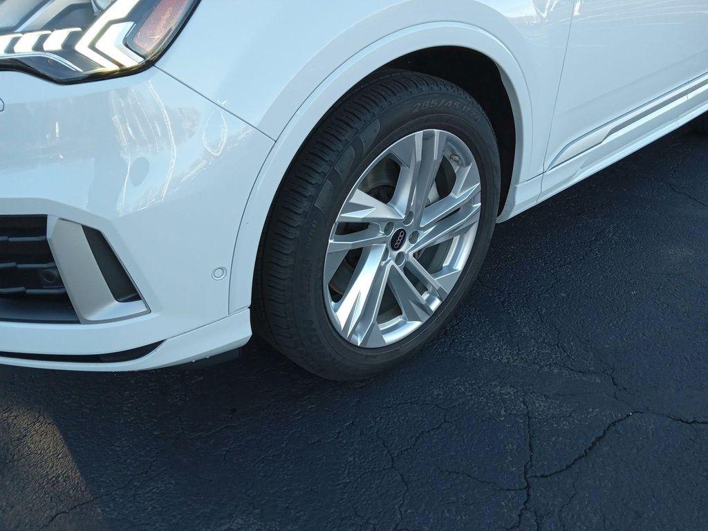 used 2023 Audi Q7 car, priced at $51,599