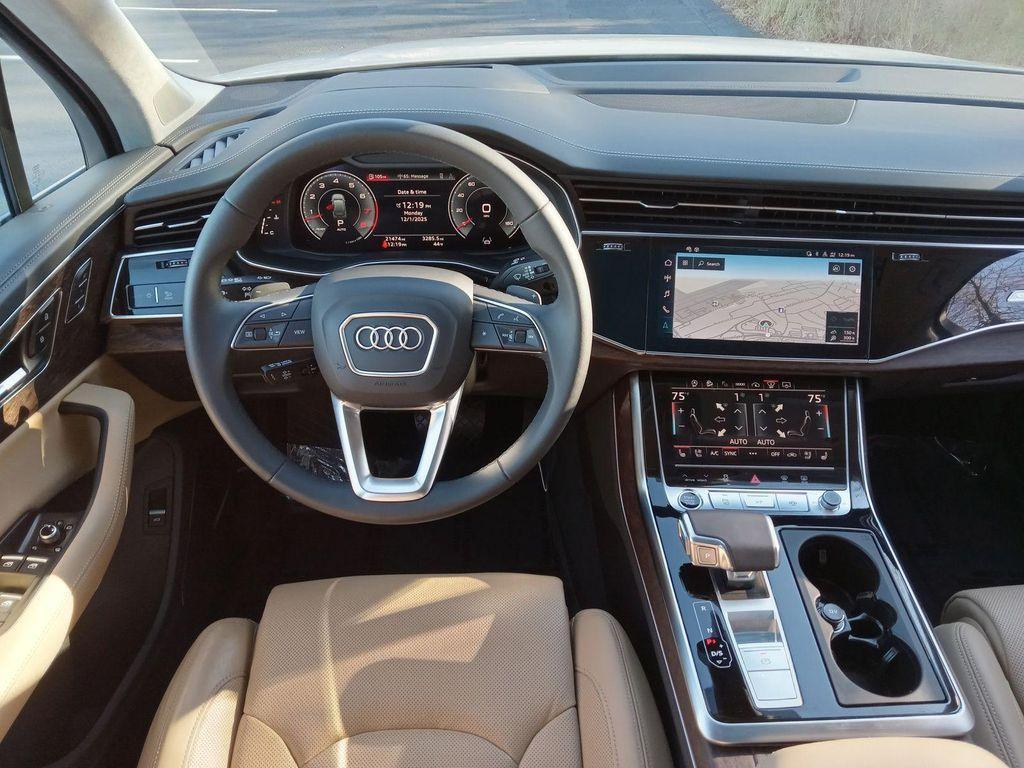 used 2023 Audi Q7 car, priced at $51,599