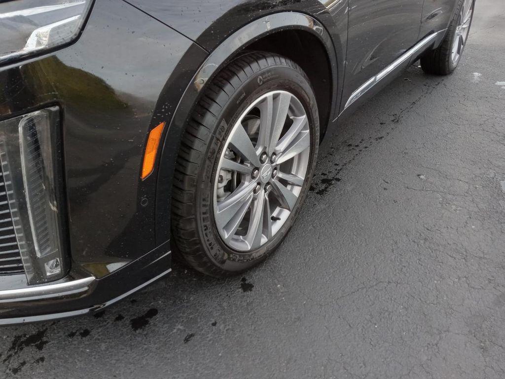 used 2025 Cadillac XT6 car, priced at $52,825