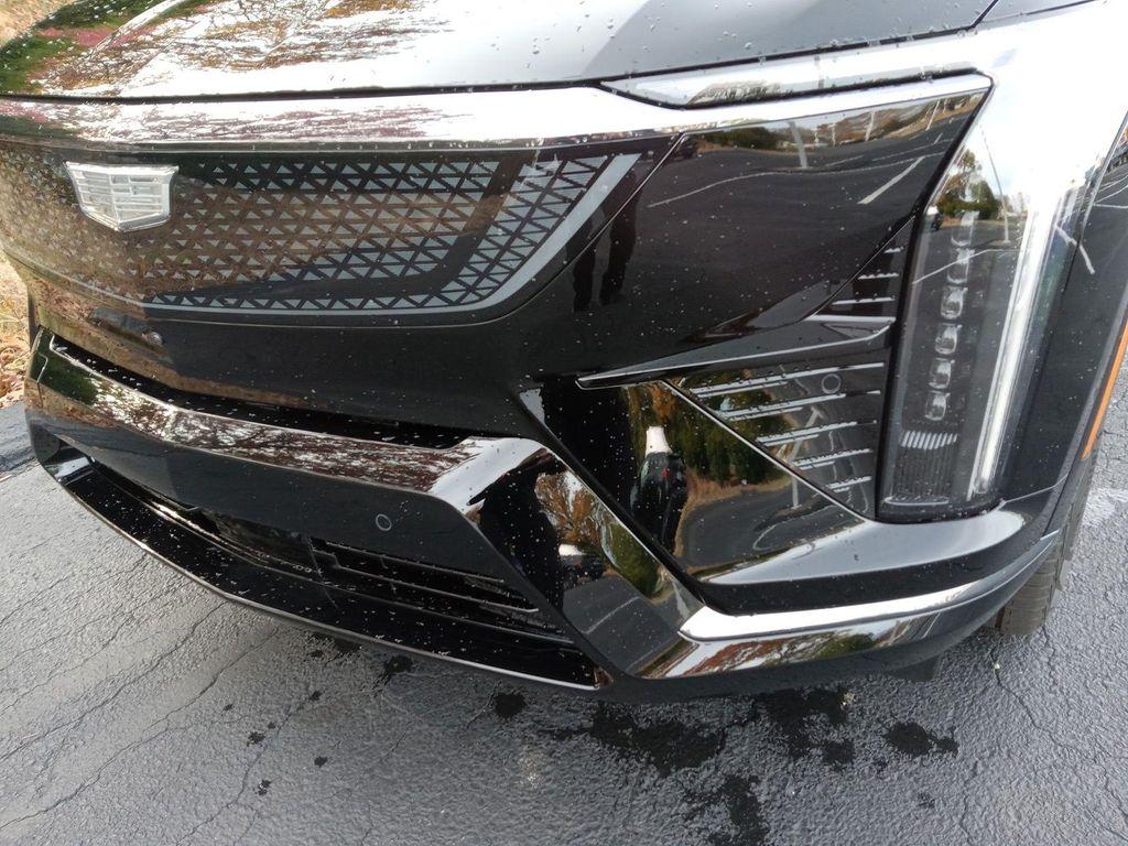 new 2026 Cadillac OPTIQ car, priced at $53,595