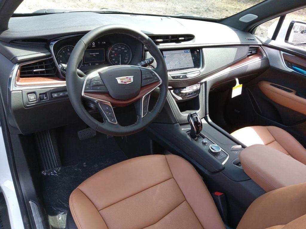 new 2026 Cadillac XT5 car, priced at $61,765