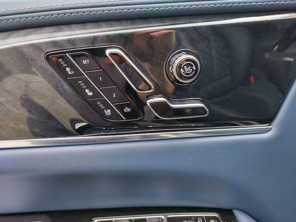 new 2025 Cadillac Escalade IQ car, priced at $152,635