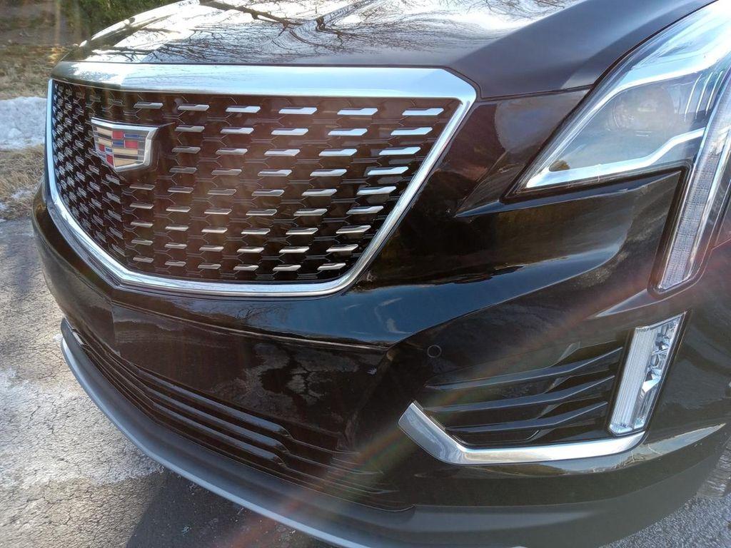 used 2025 Cadillac XT5 car, priced at $47,988