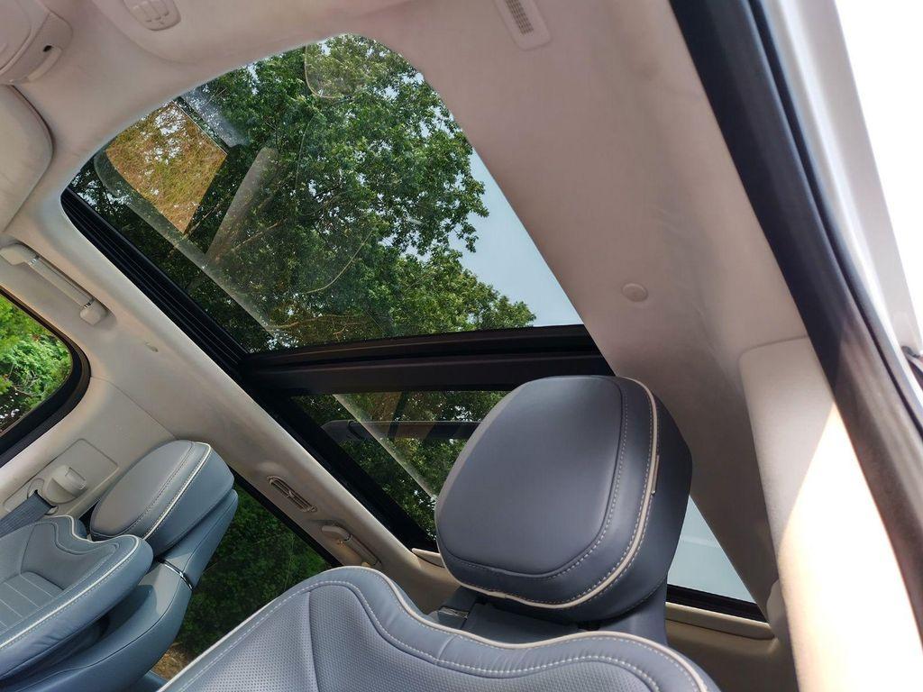 used 2021 Lincoln Navigator car, priced at $43,439