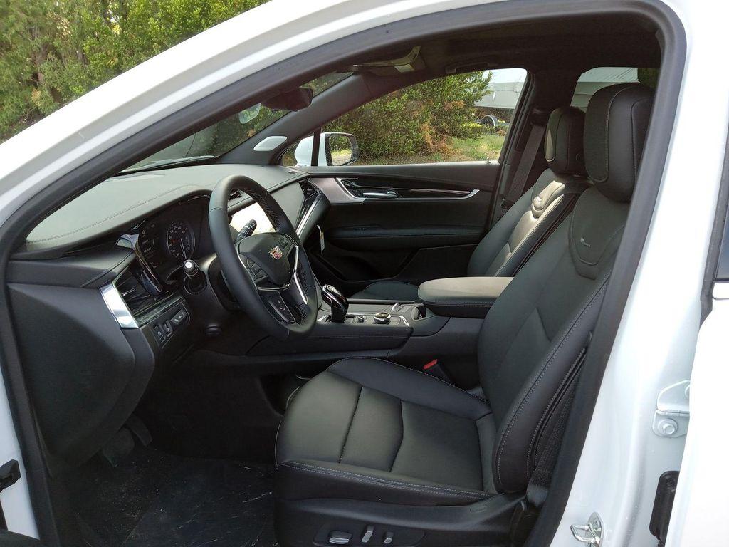 new 2026 Cadillac XT5 car, priced at $63,765