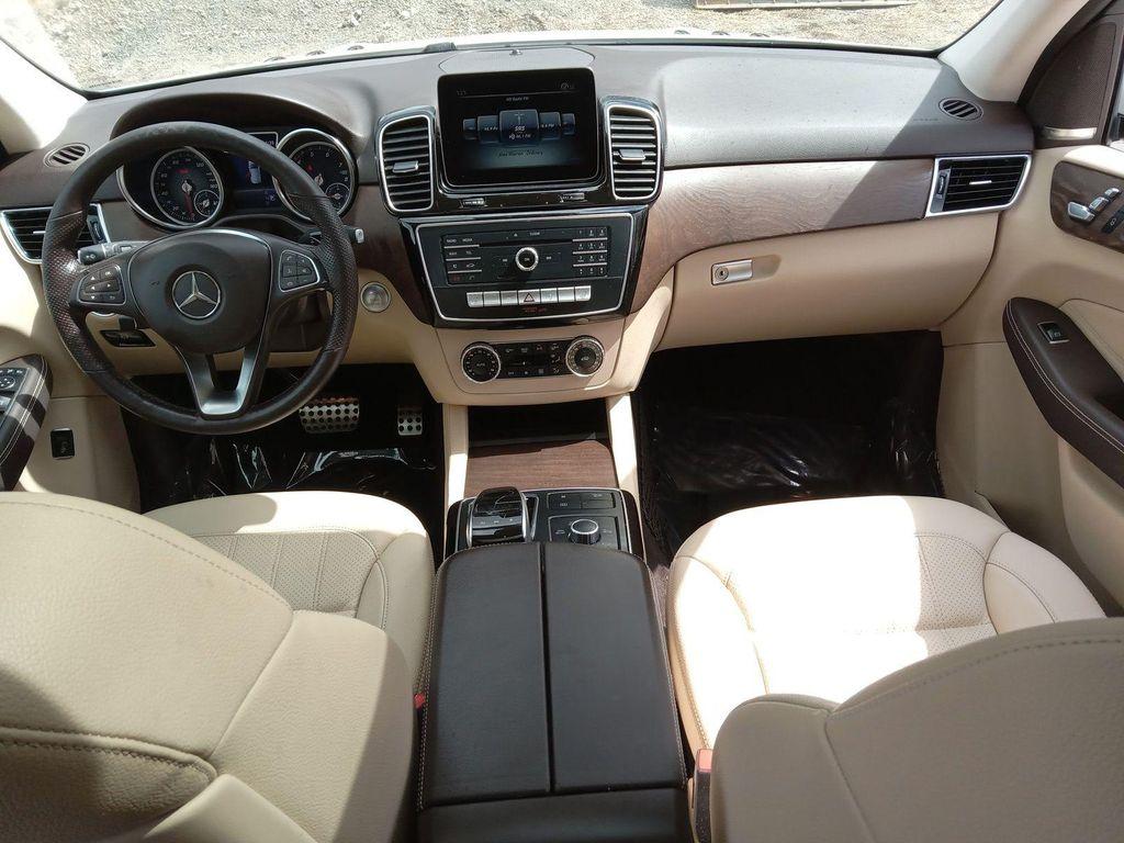 used 2019 Mercedes-Benz GLE 400 car, priced at $24,540
