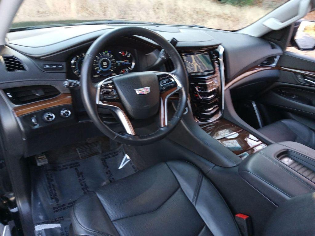 used 2020 Cadillac Escalade car, priced at $35,480