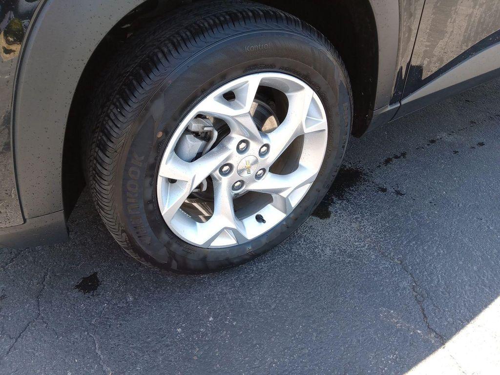used 2025 Chevrolet Trax car, priced at $22,633