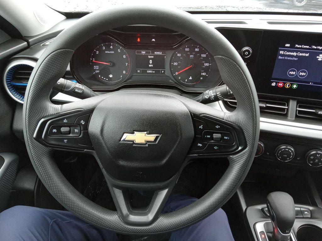 used 2025 Chevrolet Trax car, priced at $22,633