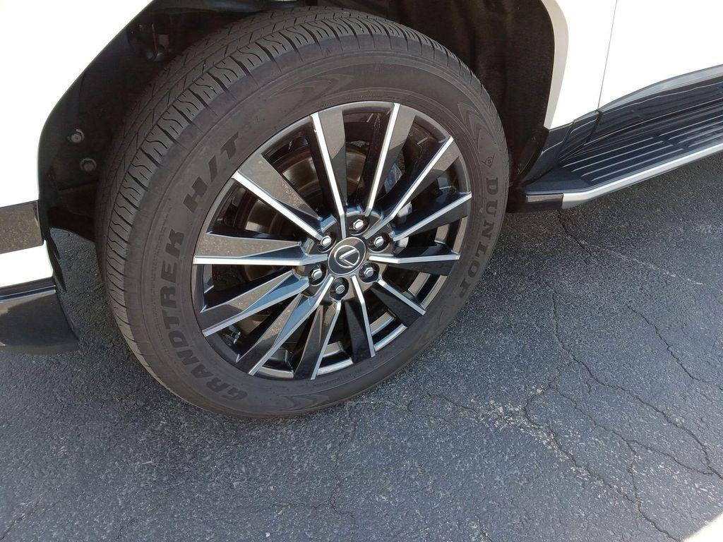 used 2025 Lexus GX 550 car, priced at $89,643