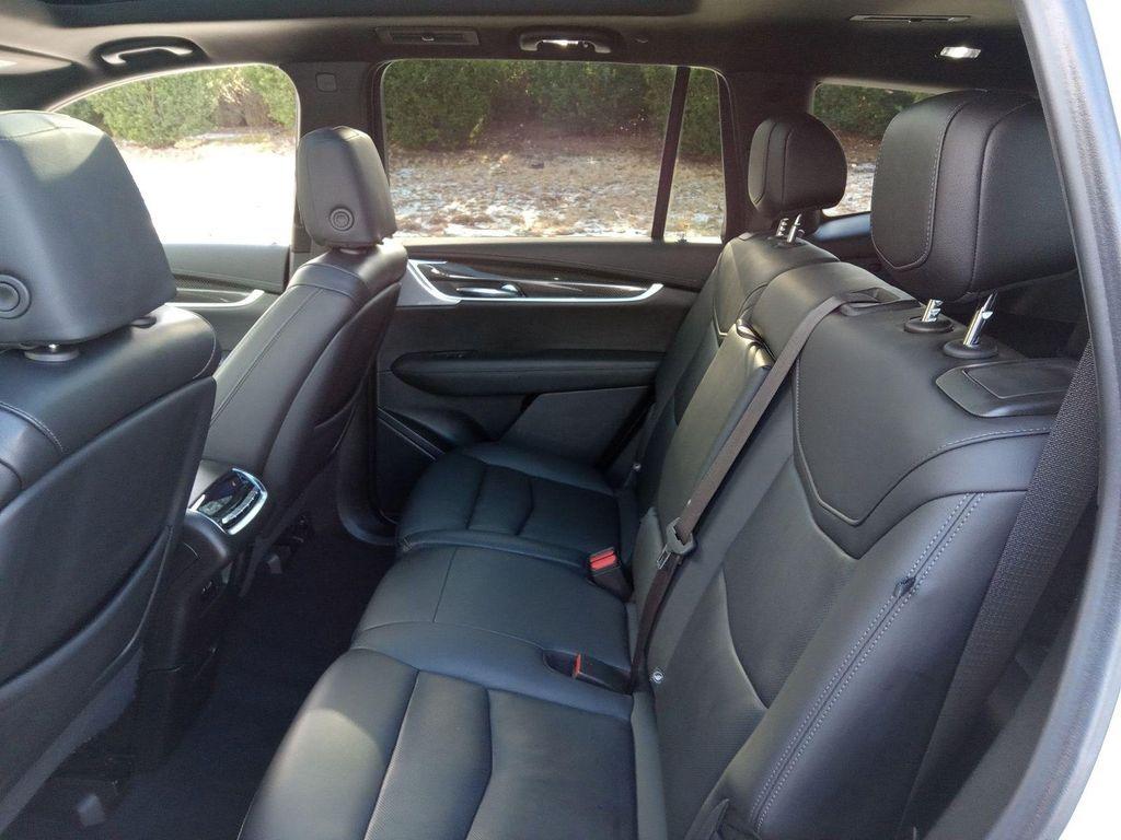 used 2023 Cadillac XT6 car, priced at $34,994