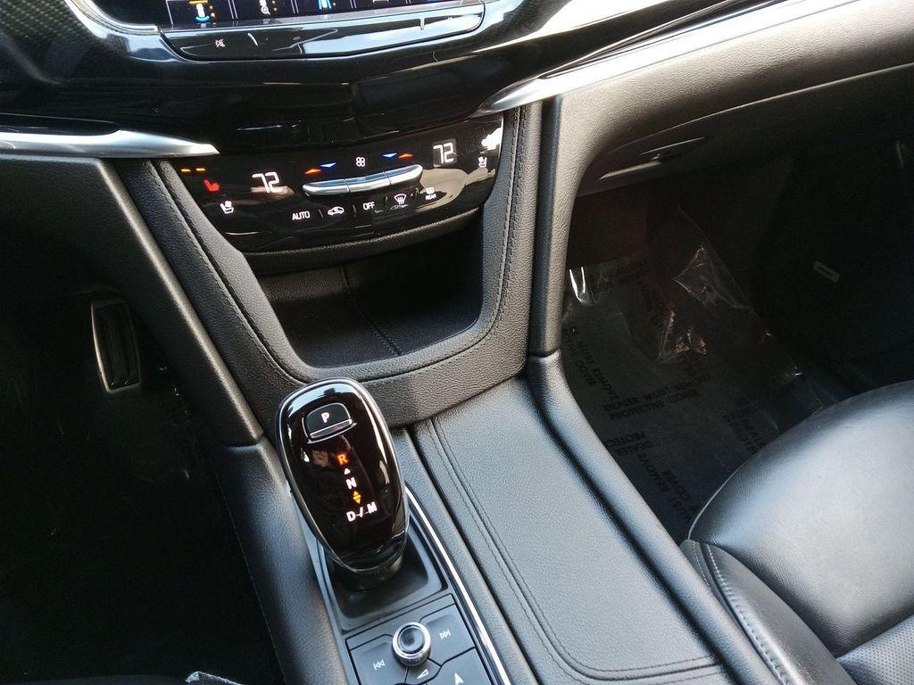 used 2023 Cadillac XT6 car, priced at $34,994